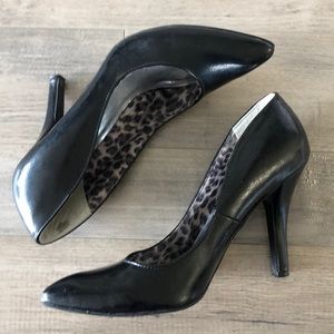 Black stilettos size 10